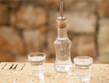 Πρωτοφανές: Έδωσαν σε ασθενή τσικουδιά αντί για σκιαγραφικό και τον έστειλαν στην εντατική με συμπτώματα εγκεφαλικού!